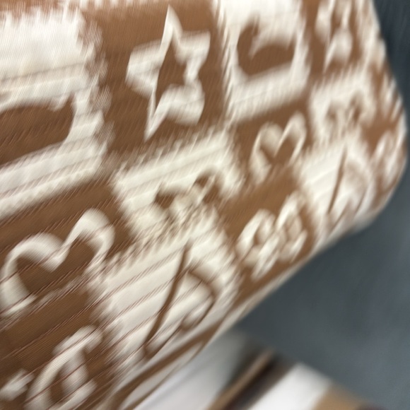 Dooney & Bourke Tan and White Shoulder Bag - Picture 6 of 16